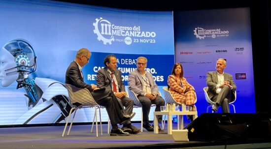 Mesa debate 'Cadena de suministro, retos y oportunidades’. III Congreso del Mecanizado