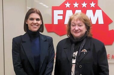 Judith Piquet y Esther Alía