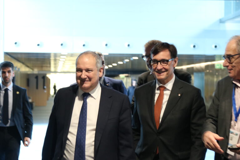 La llegada del ministro de Industria, Jordi Hereu, y de Salvador Illa, presidente de la Generalitat, al Congreso Nacional de Industria