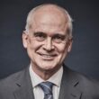 Rafael Pampillón, catedrático de economía en la Universidad San Pablo CEU y profesor de IE Business School. Firma: Industry Talks