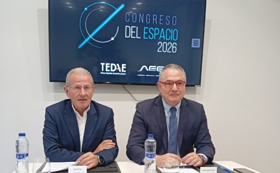 El vicepresidente de espacio de Tedae, Jorge Potti (izquierda) y el director general de la Agencia Espacial Española, Juan Carlos Cortés, durante la presentación del Congreso del Espacio de Madrid 2026. Firma: Industry Talks