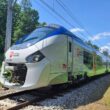 Tren de CAF en la línea regional de la Société Nationale des Chemins de fer Français (SNCF), en Francia. Firma: CAF