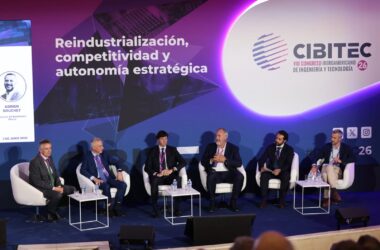 Mesa redonda ‘Biometano, oportunidad para España’ en Cibitec26. Firma: industry TALKS