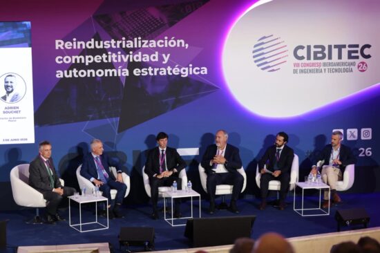 Mesa redonda ‘Biometano, oportunidad para España’ en Cibitec26. Firma: industry TALKS