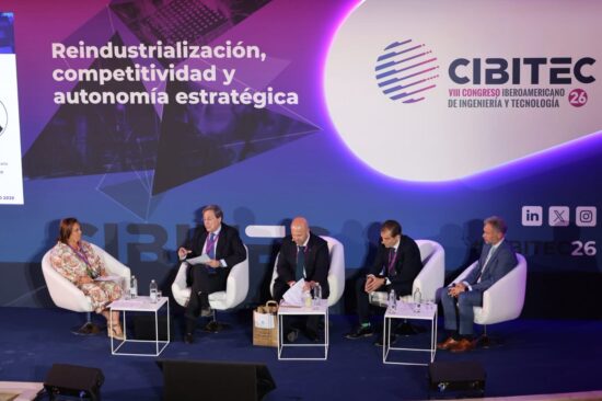 Mesa redonda “Autonomía estratégica de la alimentación” en Cibitec26. Firma: industry TALKS