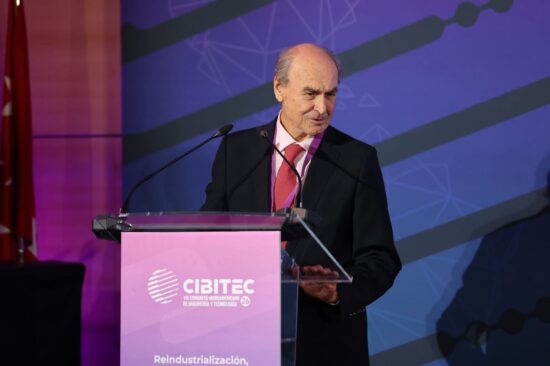 Clausura Cibitec26. Firma: industry Talks