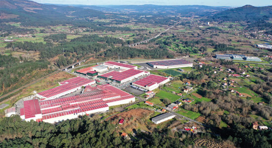 Sede central del Grupo Cortizo en Padrón (A Coruña). Firma: Cortizo